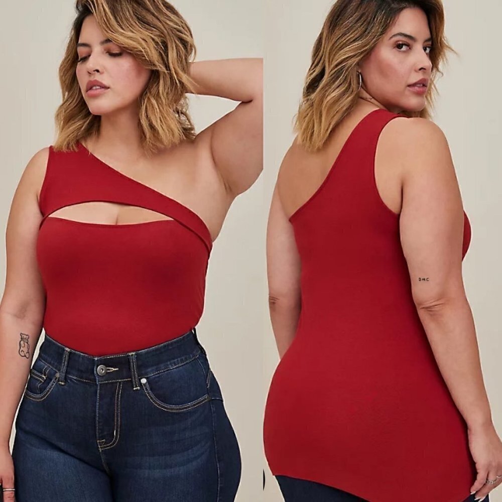 Torrid Womens NWT Red Smoothing Foxy Cutout One Shoulder Top Blouse Size 3X
